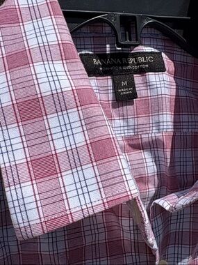 Banana Republic medium slim fit cotton dress shirt!